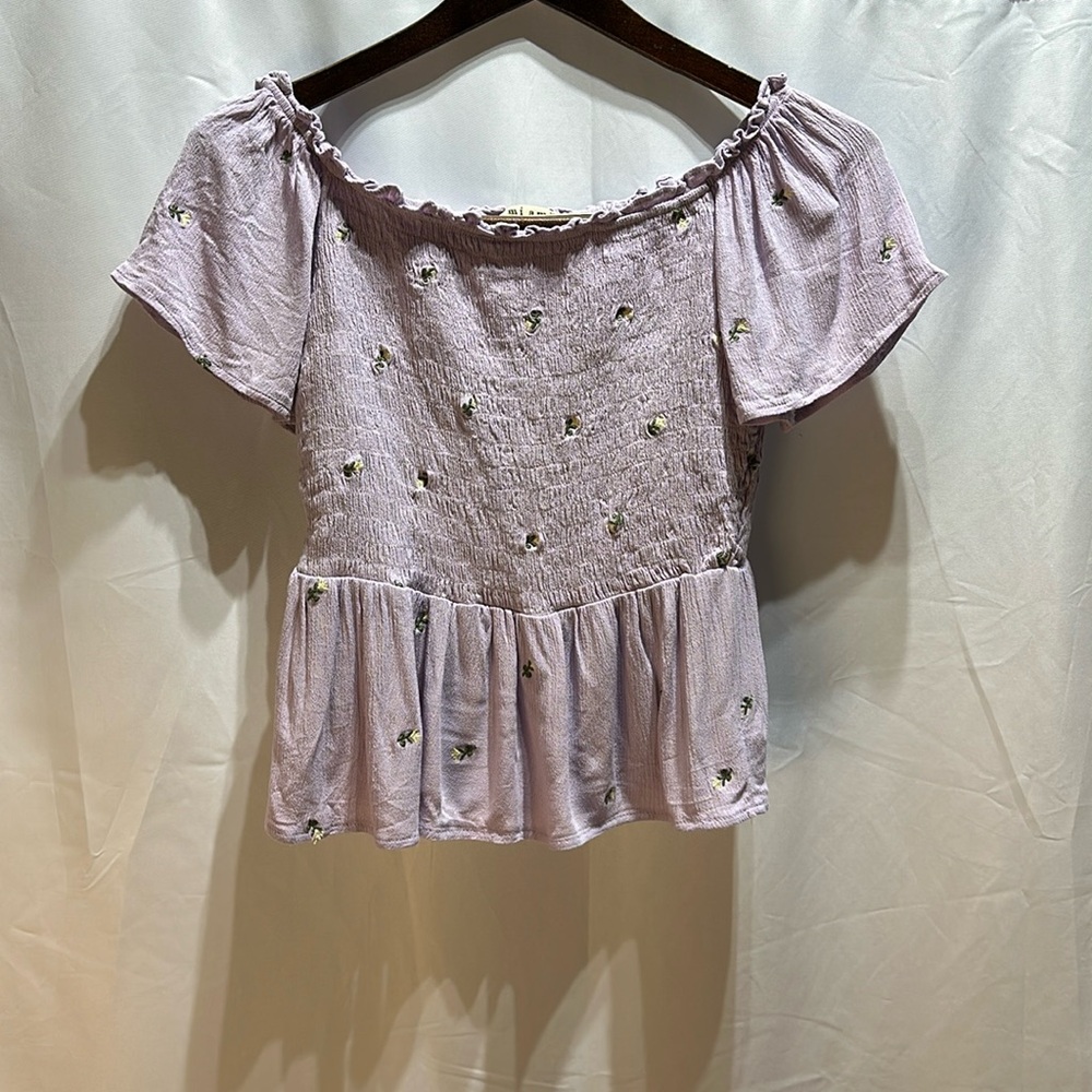 Blouse for sale